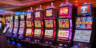 Bingo card display on 20toto slot platform showing numbered grid and live draw progress